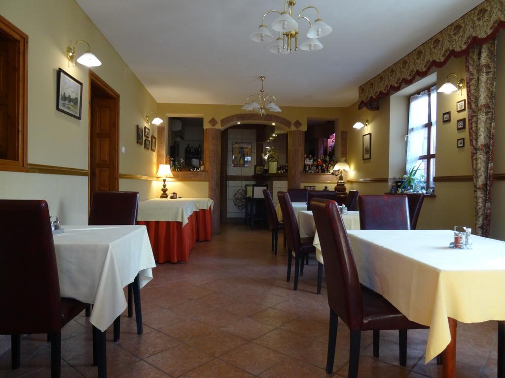 Fortuna Hotel Miskolc Exterior photo